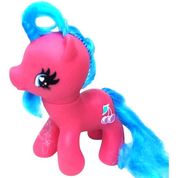 3 Vintage Ponies~G1 My Little Pony, Princess Luna, Gi-Go Wonderland Pony Unicorn - Picture 3 of 12